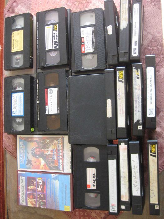 отново ЕВТИНИ видео касети