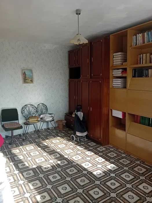Двуетажна къща с просторен двор в с. Тръстиково, област Варна!