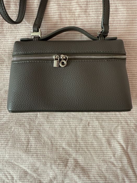 Чанта loro piana