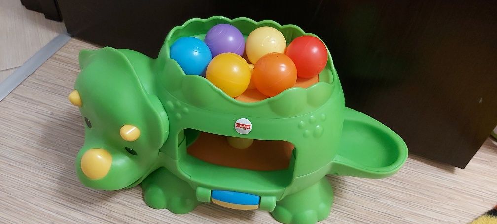 Fisher Price - Занимателна играчка динозавър топчета