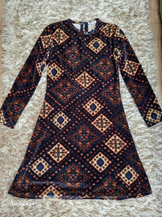 Rochii marimea 40-42, M-L impecabile