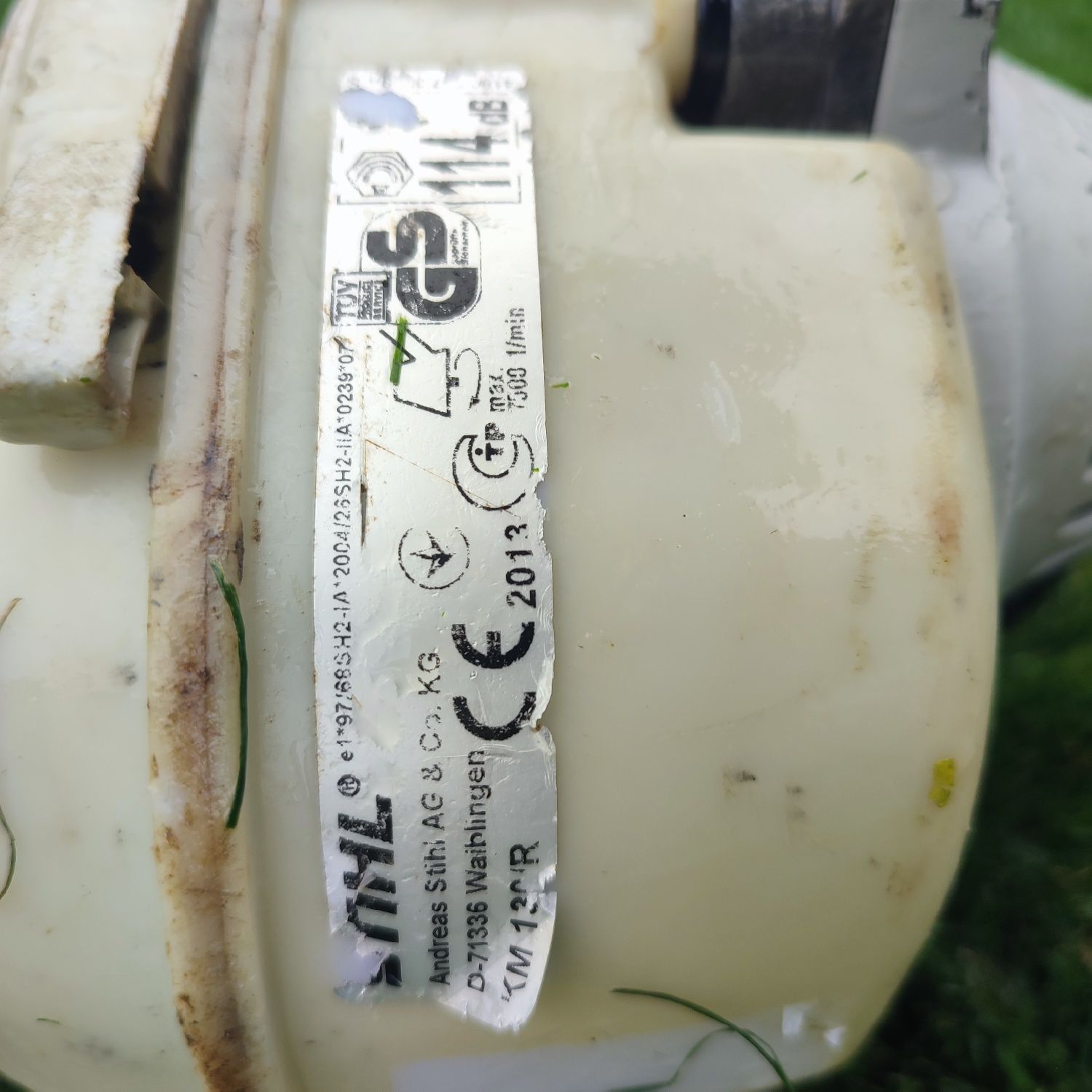 Stihl KM 130 foarfeca tuns tăiat gard viu