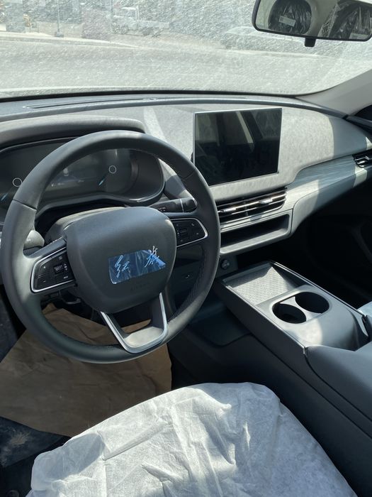 Hongqi E-QM5 500Km Full 2025