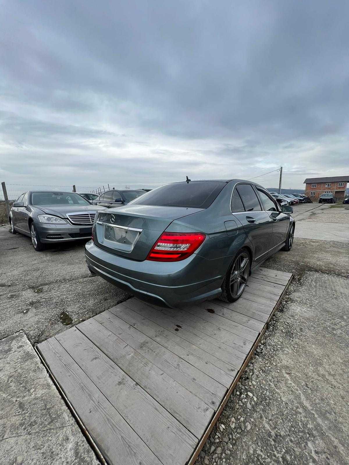 Dezmembram Mercedes C220 W204 facelift, full pachet AMG