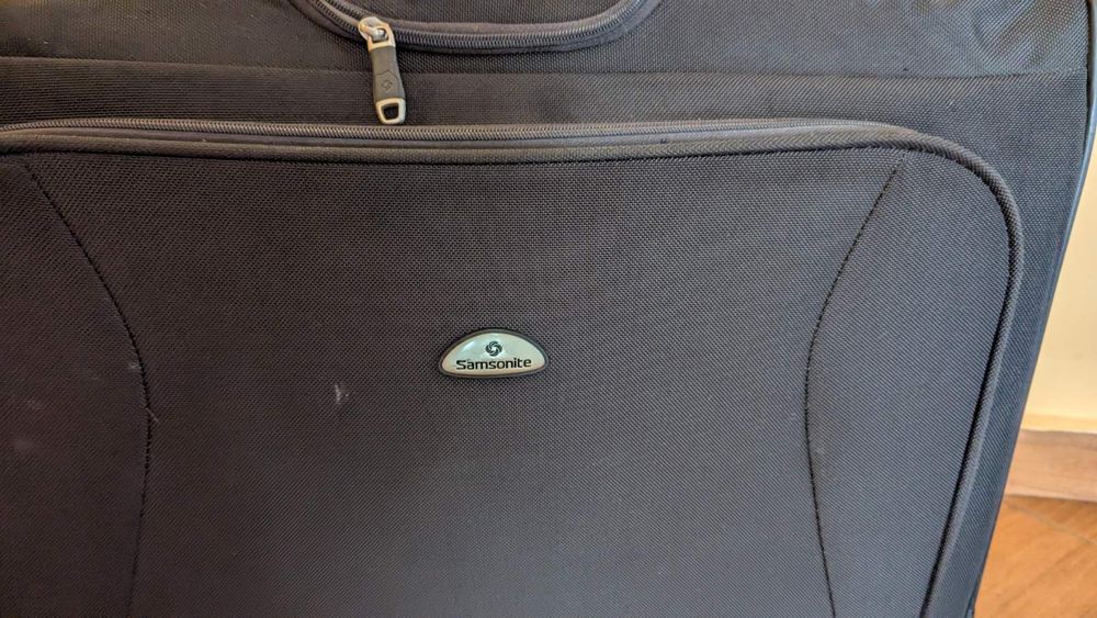 Пътнически куфар - гардероб Samsonite