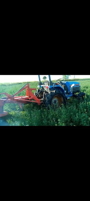 Tractoras Yseki 23 CP