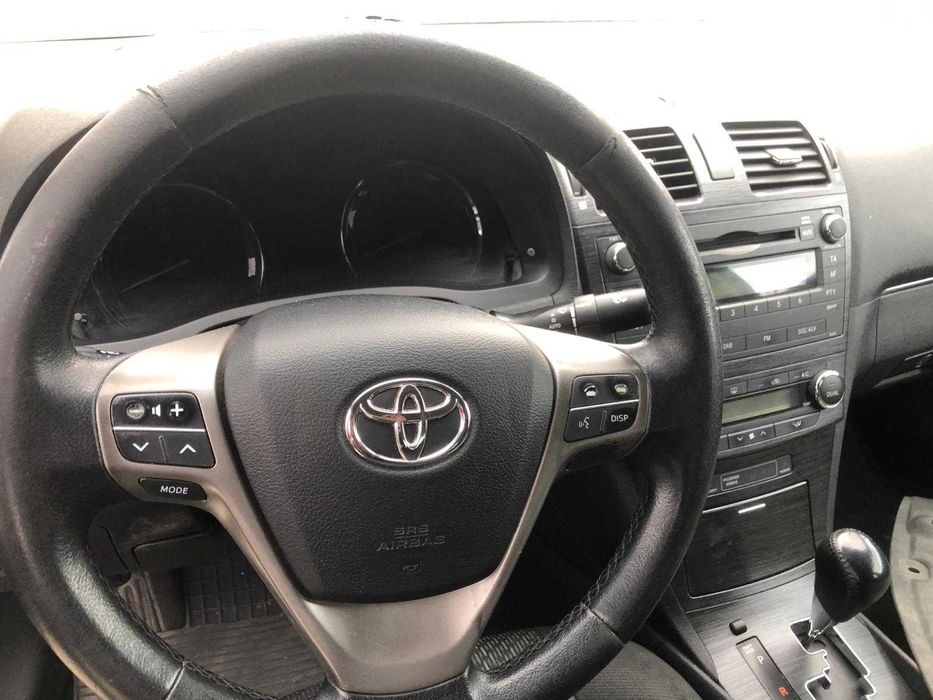Dezmembram Toyota Avensis T27 1.8 Benzina 2009