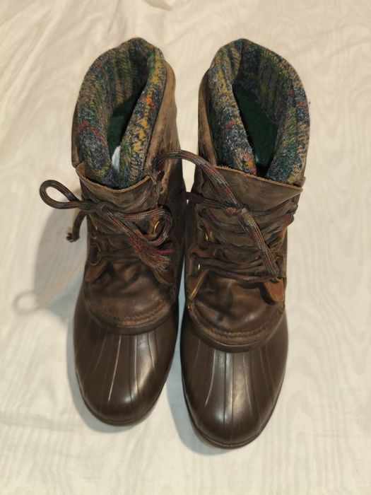 Bocanci Sorel Steel Shank Made in Canada mărime 9 impermeabil cauciuc