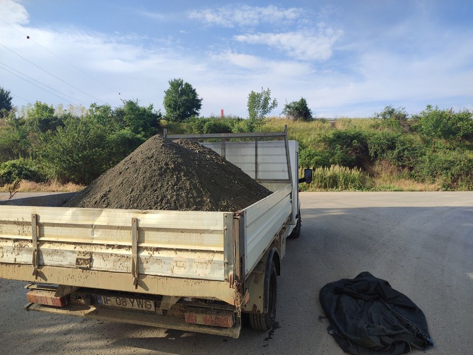 Nisip balast pământ