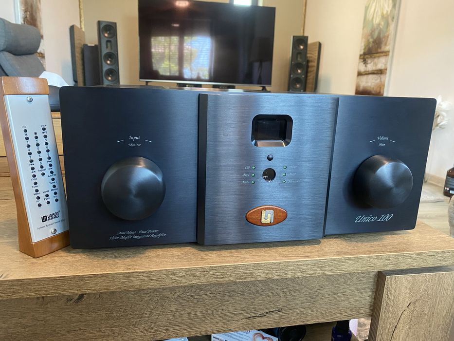 Vand amplificator integrat hibrid Unison Research Unico 100 Schimb