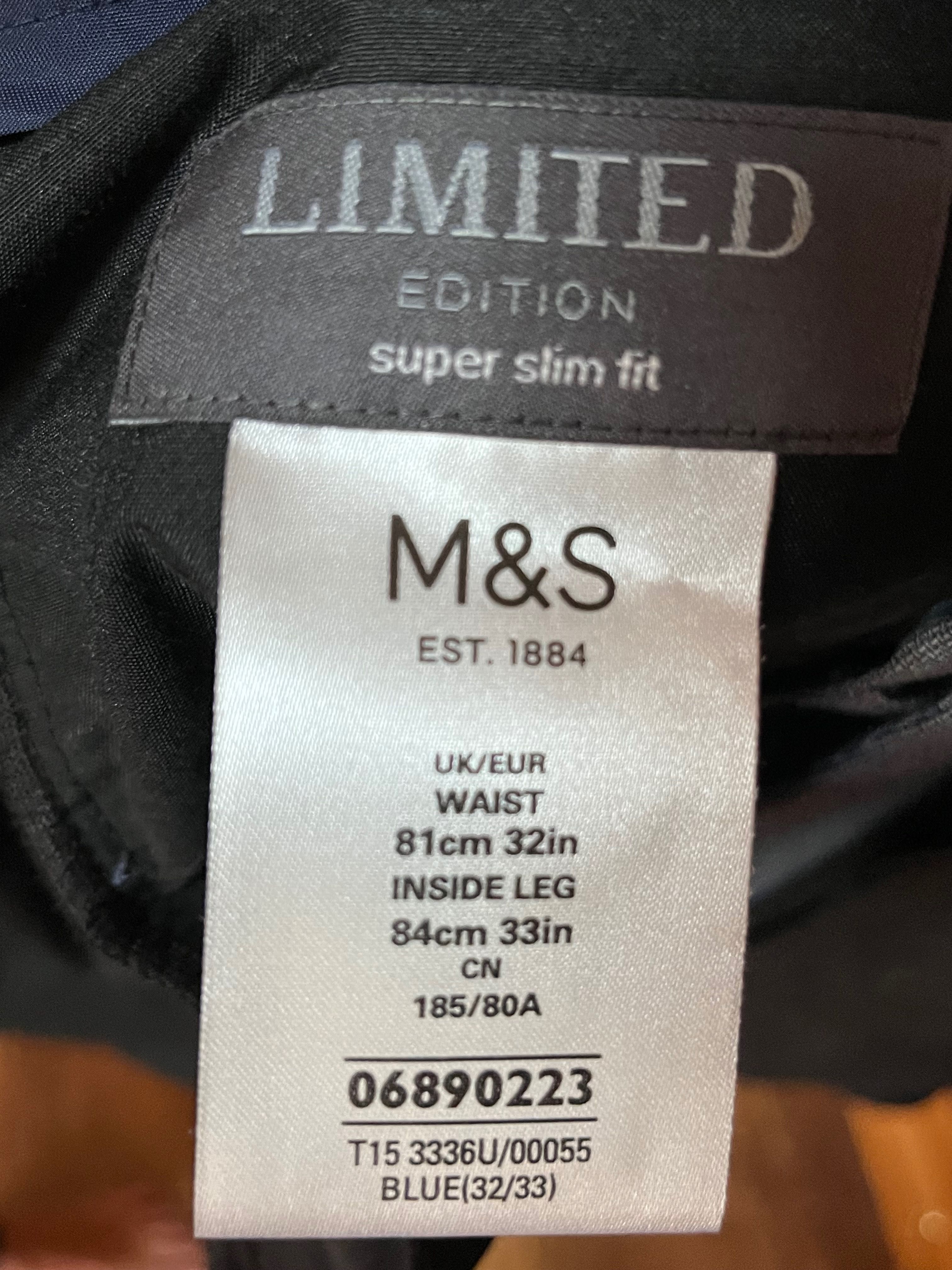 Мъжки костюм Mark&Spencer размер 50