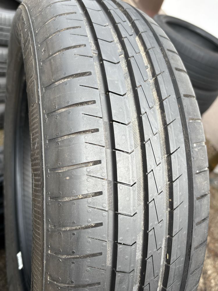 Летни гуми 185/65/15 Vredestein