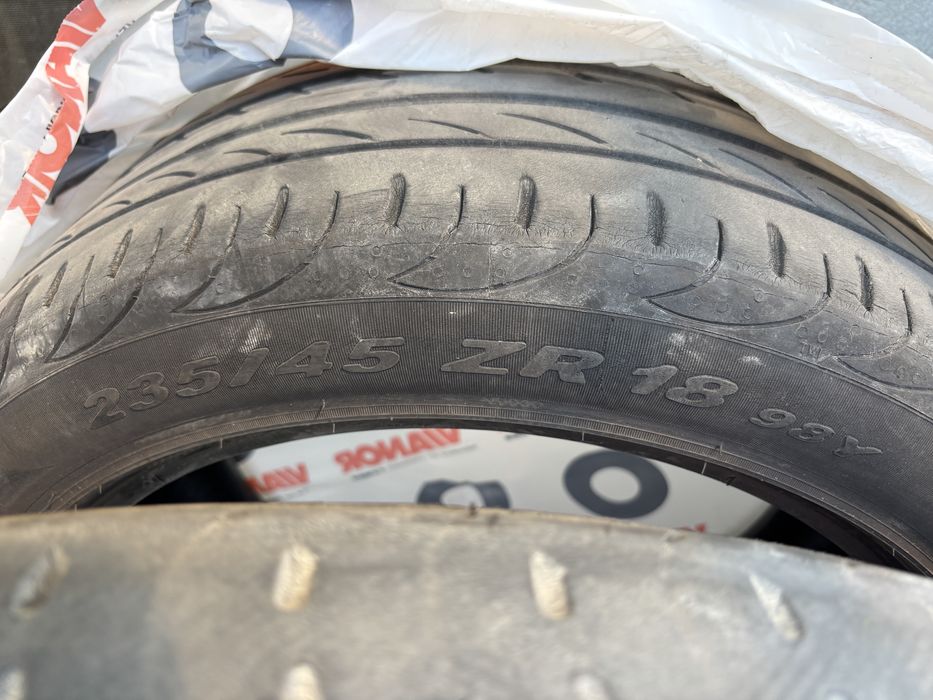 2бр Pirelli P Zero 235/45/18 Стари