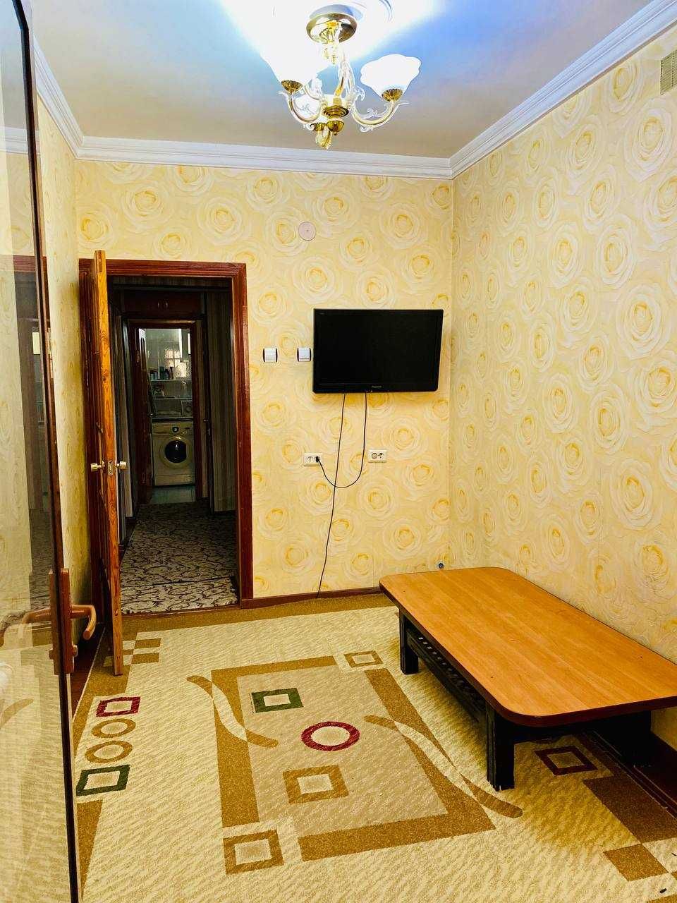 Продаётся 3 ком Квартира 77 серия на ШАХРИСТАНСКИЙ МЕТРО + Парковка.!