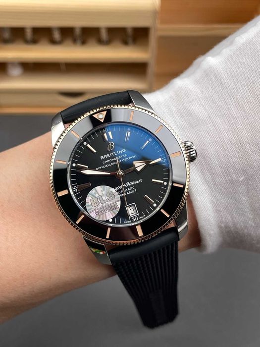 Ceas Breitling  superocean heritage 40mm