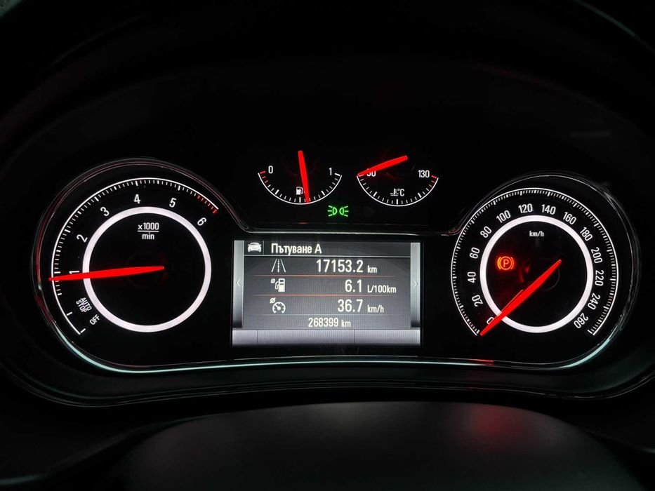 Opel Insignia Sports Tourer – 2.0 CDTI, 140 к.с., 2015 г.