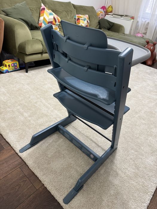 Vand pachet scaun de masa Stokke Tripp Trapp cu baby set + tavita