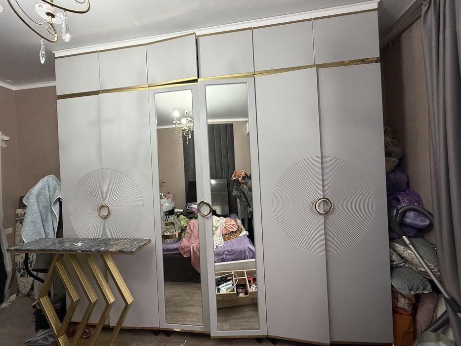 Продом большой 3-м шкаф, срочно !