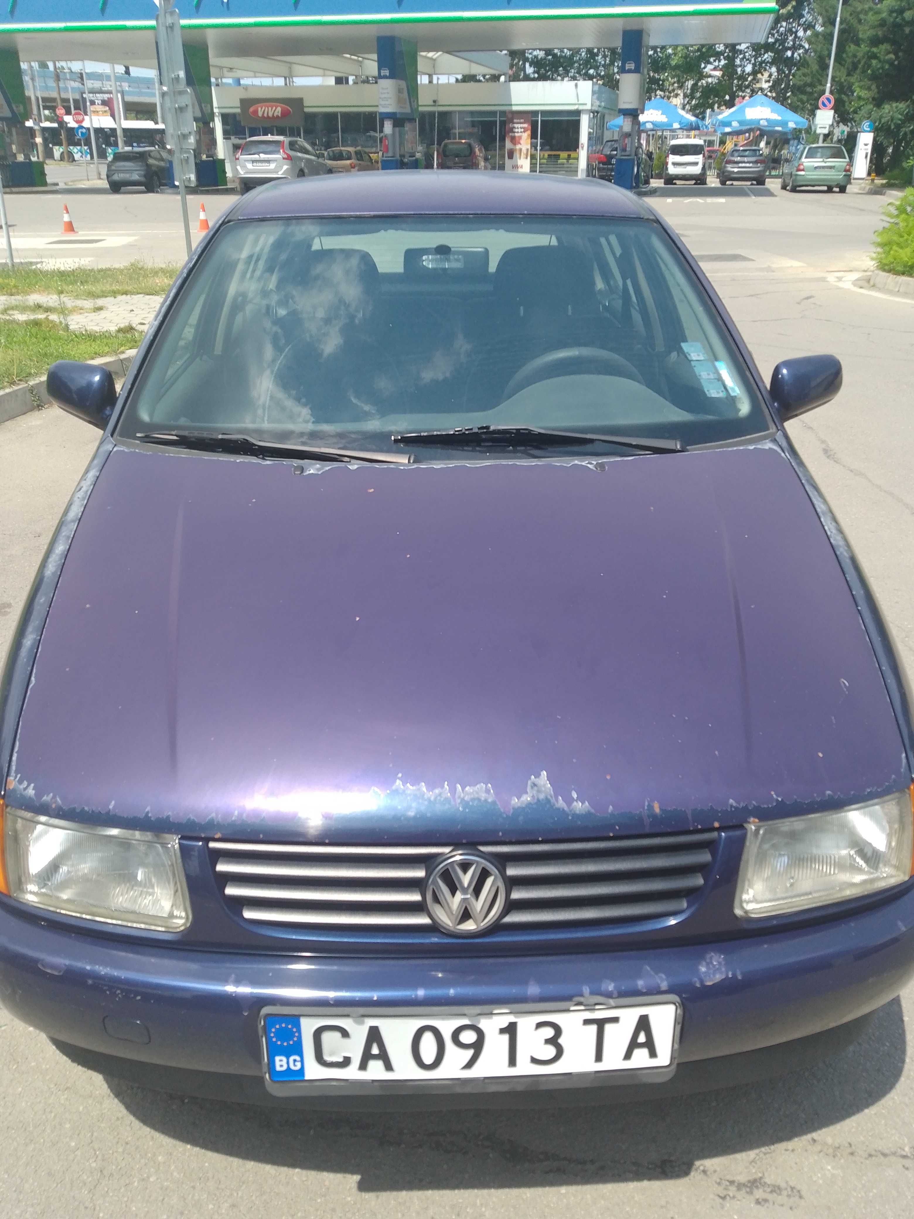 Продавам Volkswagen Polo 1998г. 1.4  бензин.Цена 1200 лв.