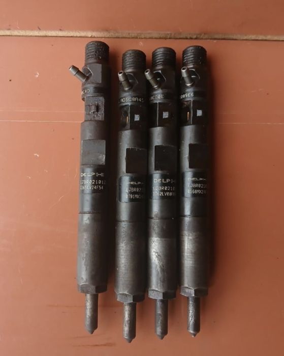 Injectoare Turbina Pompa Alternator Electromotor piese Logan 1.5dci