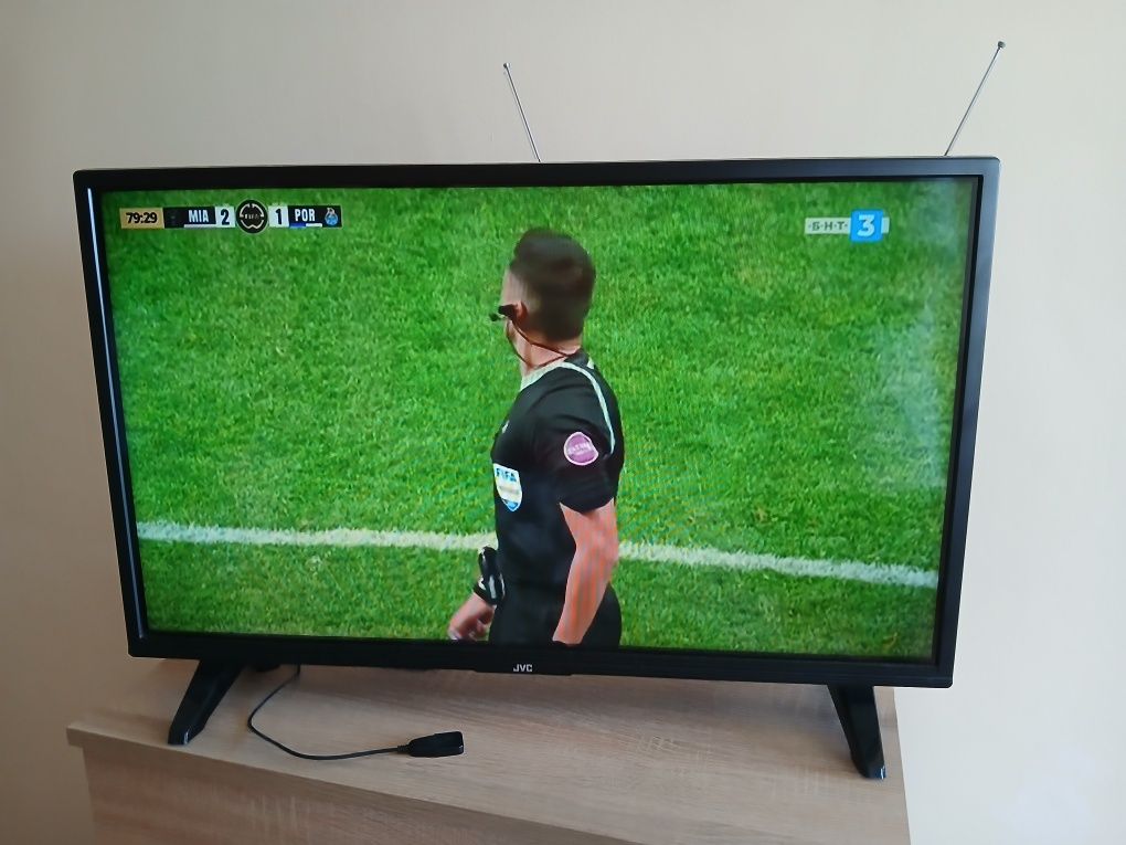 Телевизор 32' JVC LT-32VH3905
