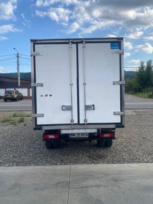 OFERTA DE URGENTA Ford Transit 2015 2.2 130cp 7500€