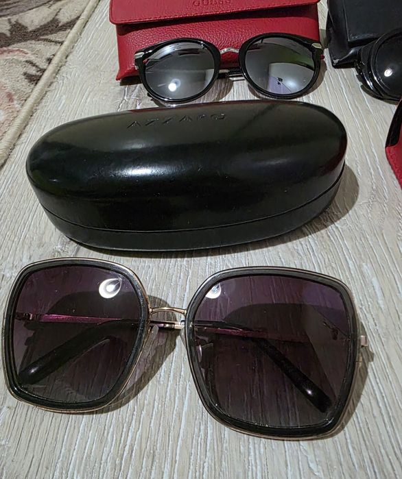 Слънчеви очила по 50 лв