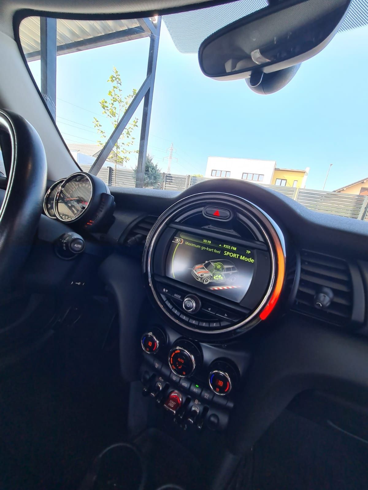 Mini 2017 John Cooper Works cu Chilli Pack 136CP Piele cu incalzire