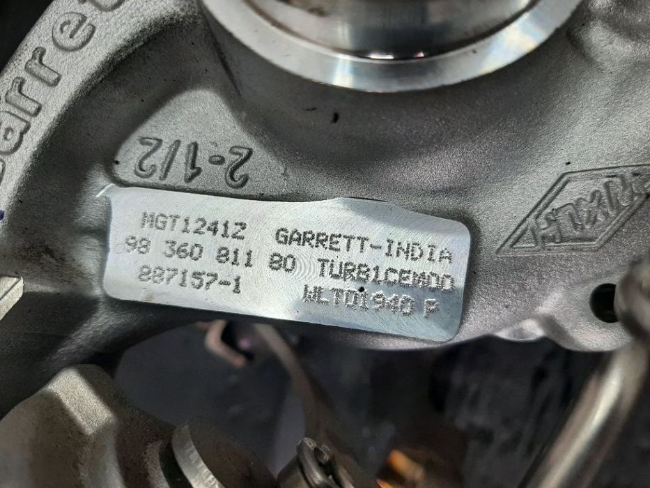 turbina  hn05 1.2 b peugeot 2008 208 3008 citroen c4  9836081180  887157-1