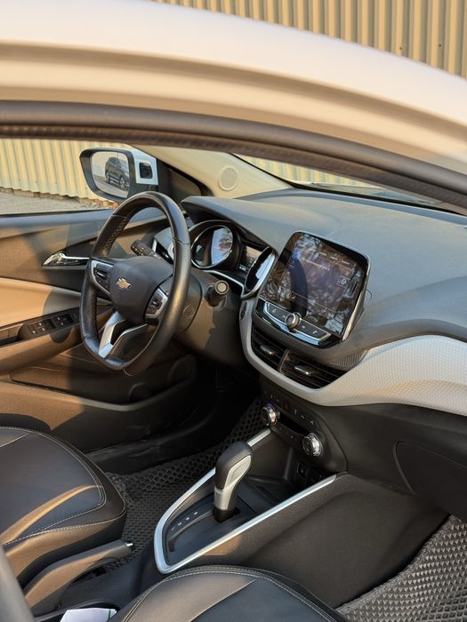 Onix premier 2024 toza