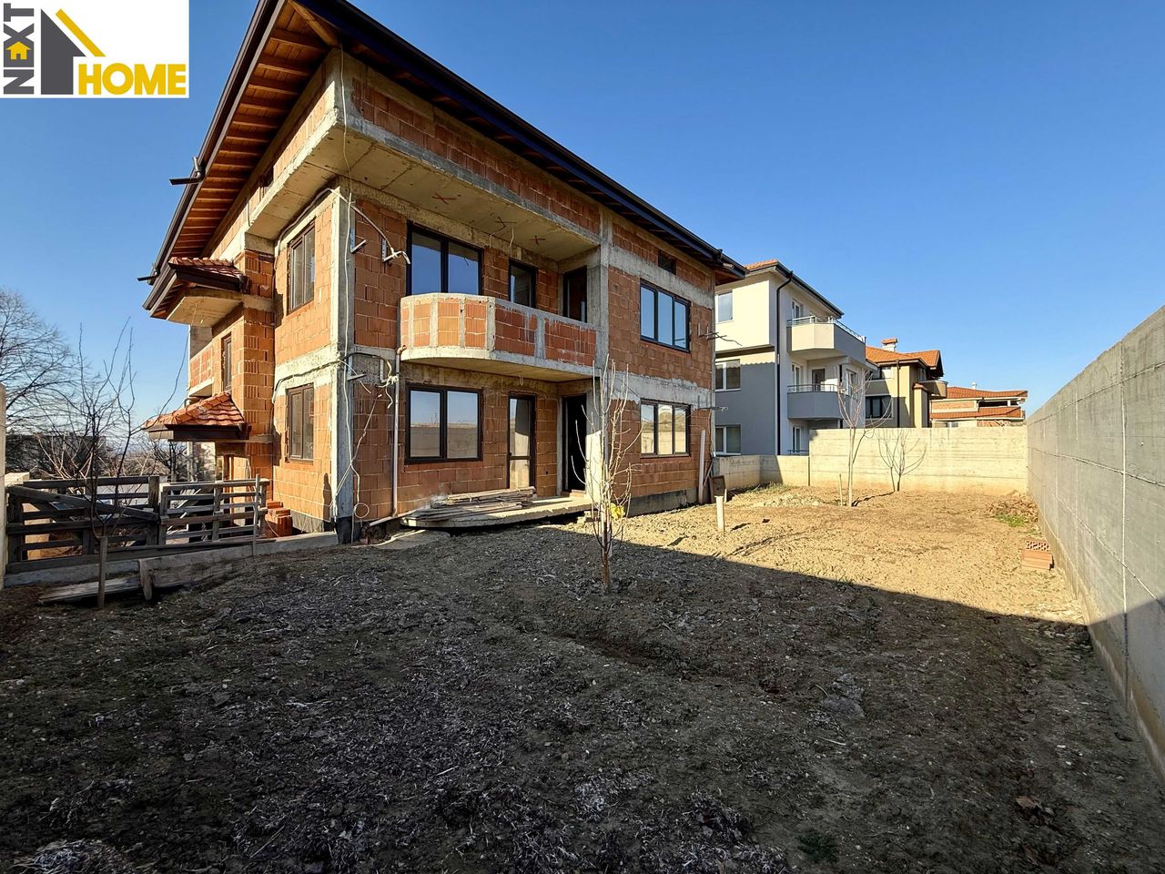 Продава се Къща в Асеновград - 400 кв.м за 863 €/кв.м - Снимка #13