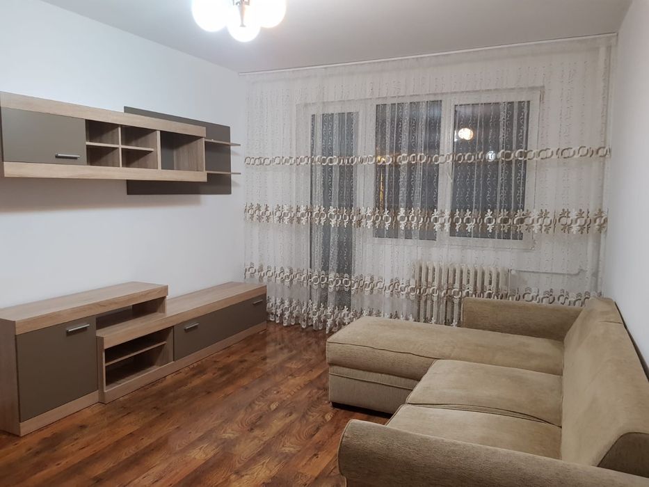 Inchiriez apartament 2 camere mobilat, utilat