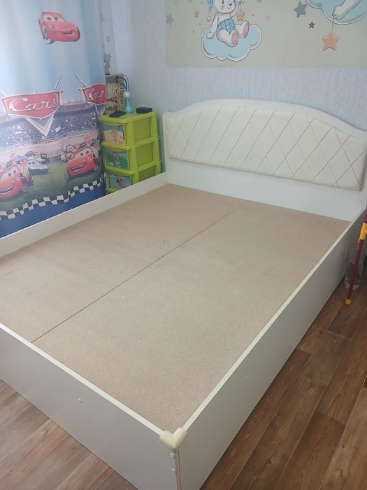 Продам кровать недорого