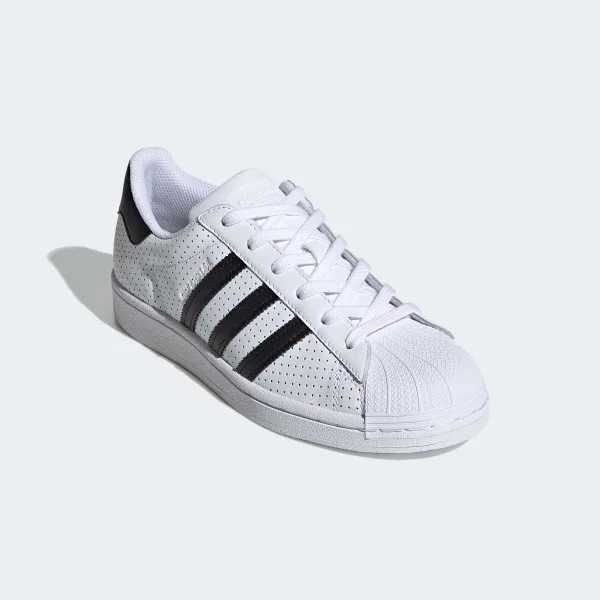 Оригинални кожени кецове * ADIDAS SUPERSTAR * EU 40 2/3