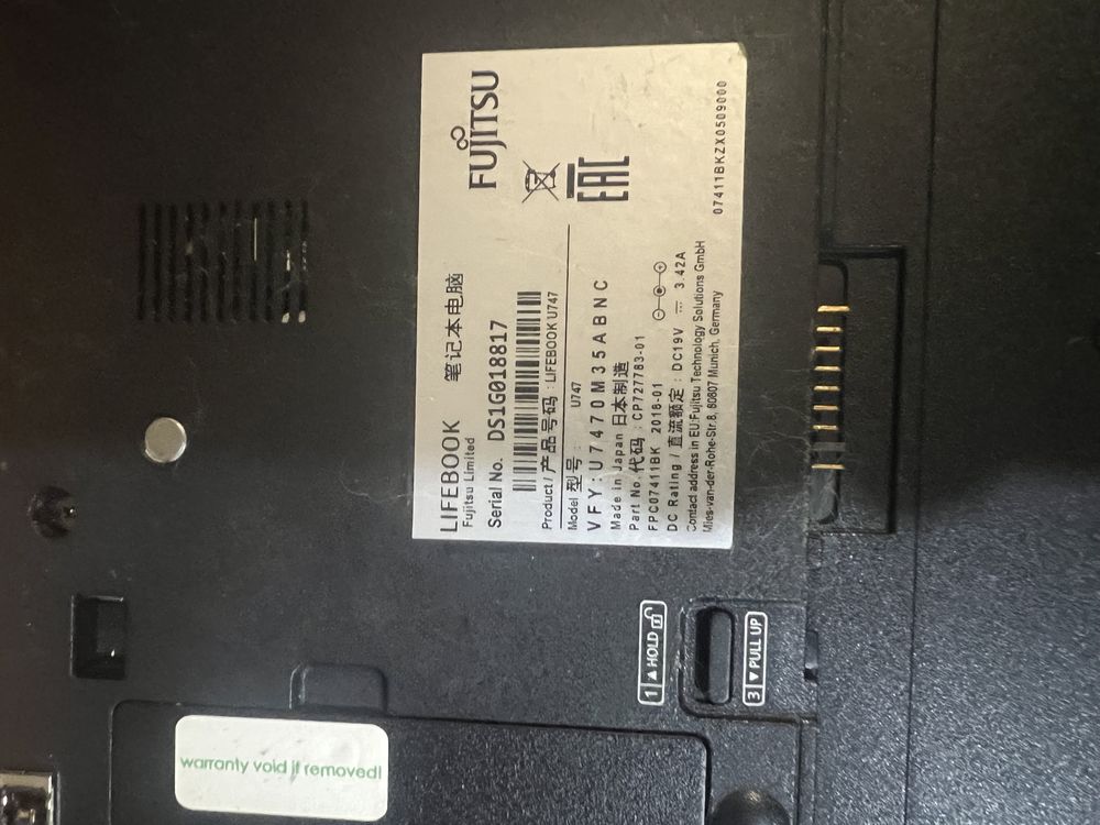 Fujitsu LIFEBOOK U747