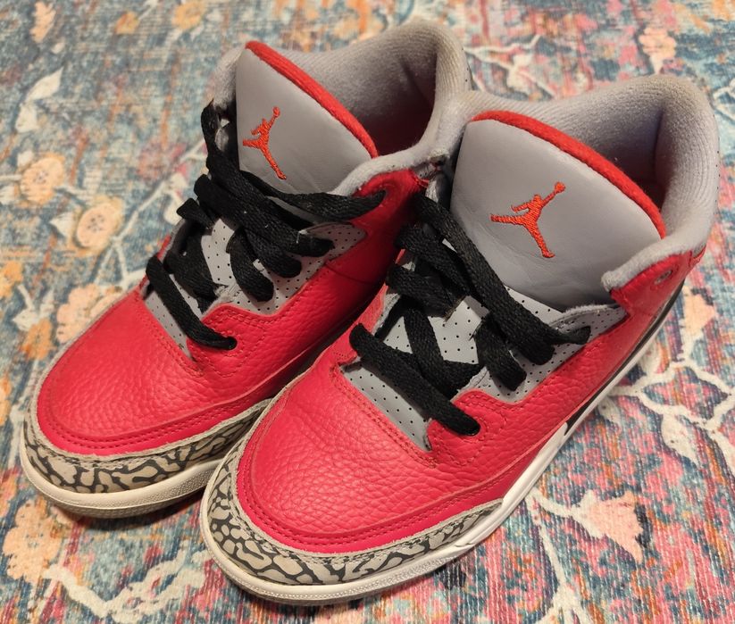 Air Jordan 3 Retro SE Unite, Fire Red / Fire Red Cement