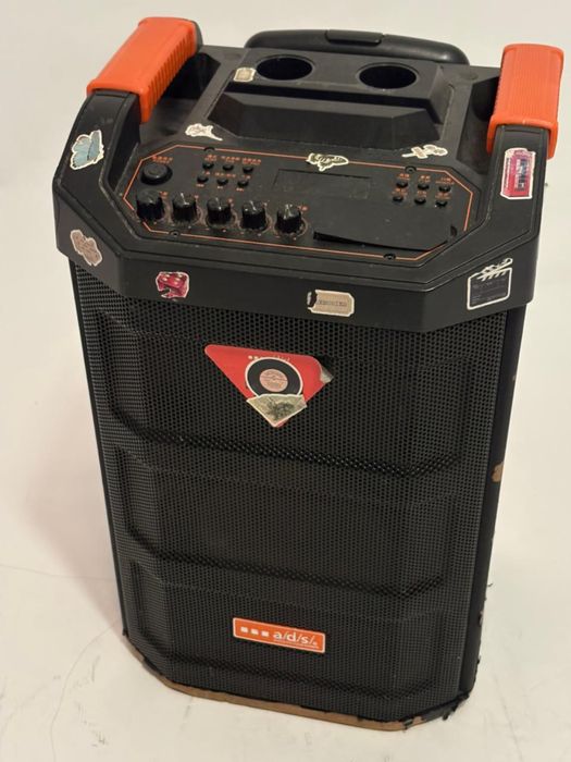 Продам музыкальную колонку