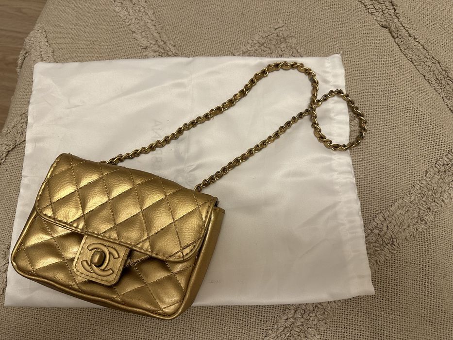 Geanta aurie Chanel