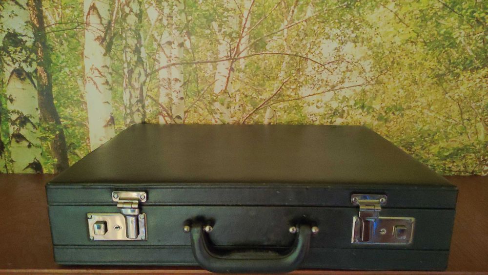 Vand geanta diplomat