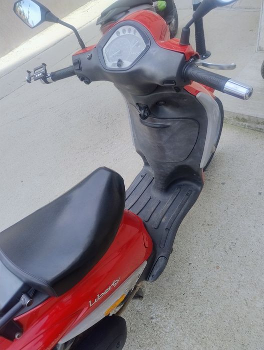 Vând scuter Piaggio Liberty