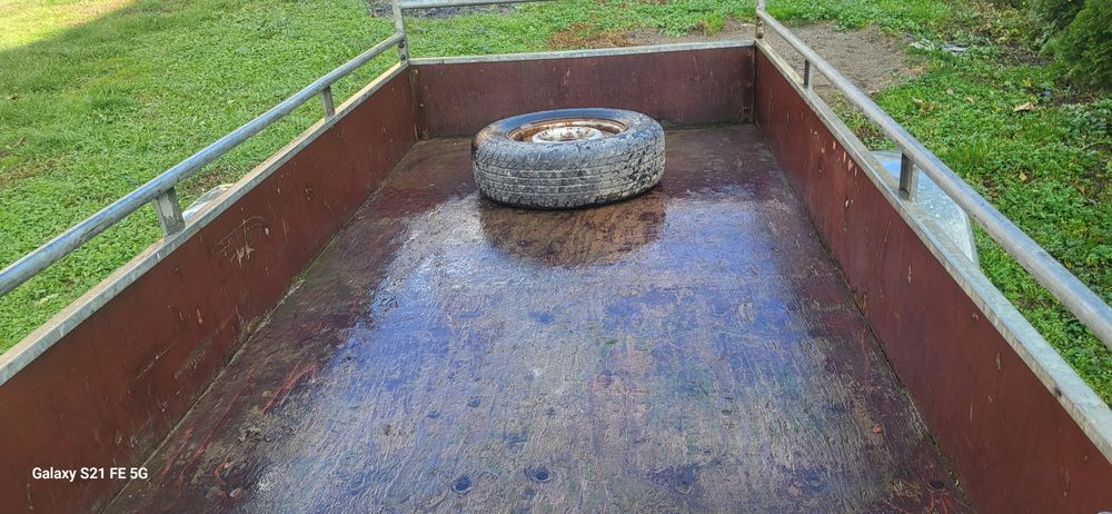 Remorcuță 750 kg dimensiuni 252x127cm