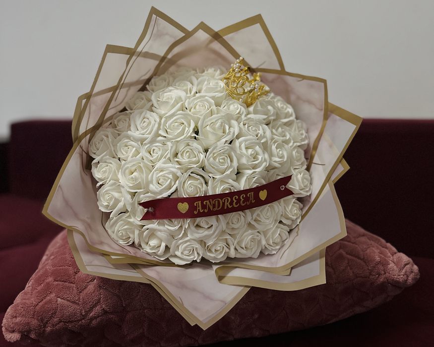 Buchet trandafiri personalizat