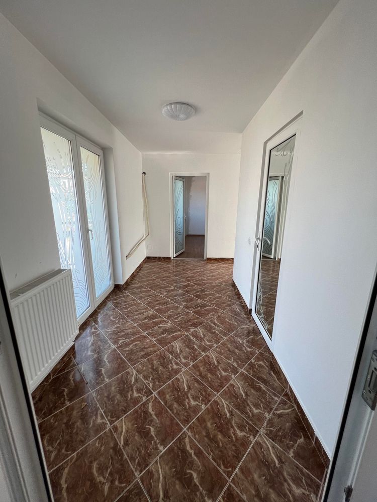 INCHIRIERE Spatiu Comercial Zona Alexandru Cel Bun