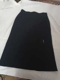 Продам юбку чёрного цвета