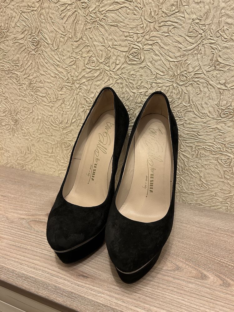 Дамски обувки с ток Le Silla Shoes