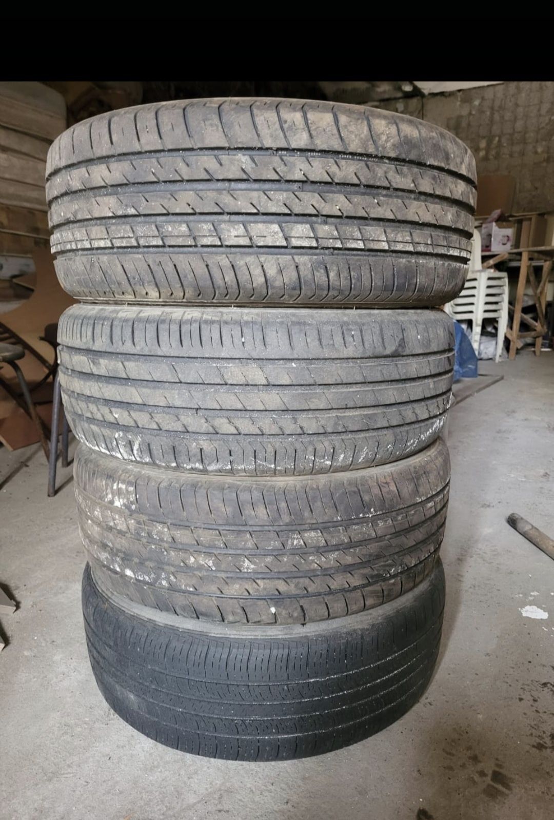Шины идеальное состояние 215/55 R 17