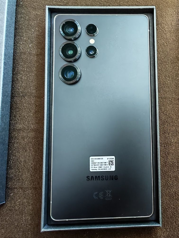 Samsung Galaxy S25 Ultra 12/512Gb нов