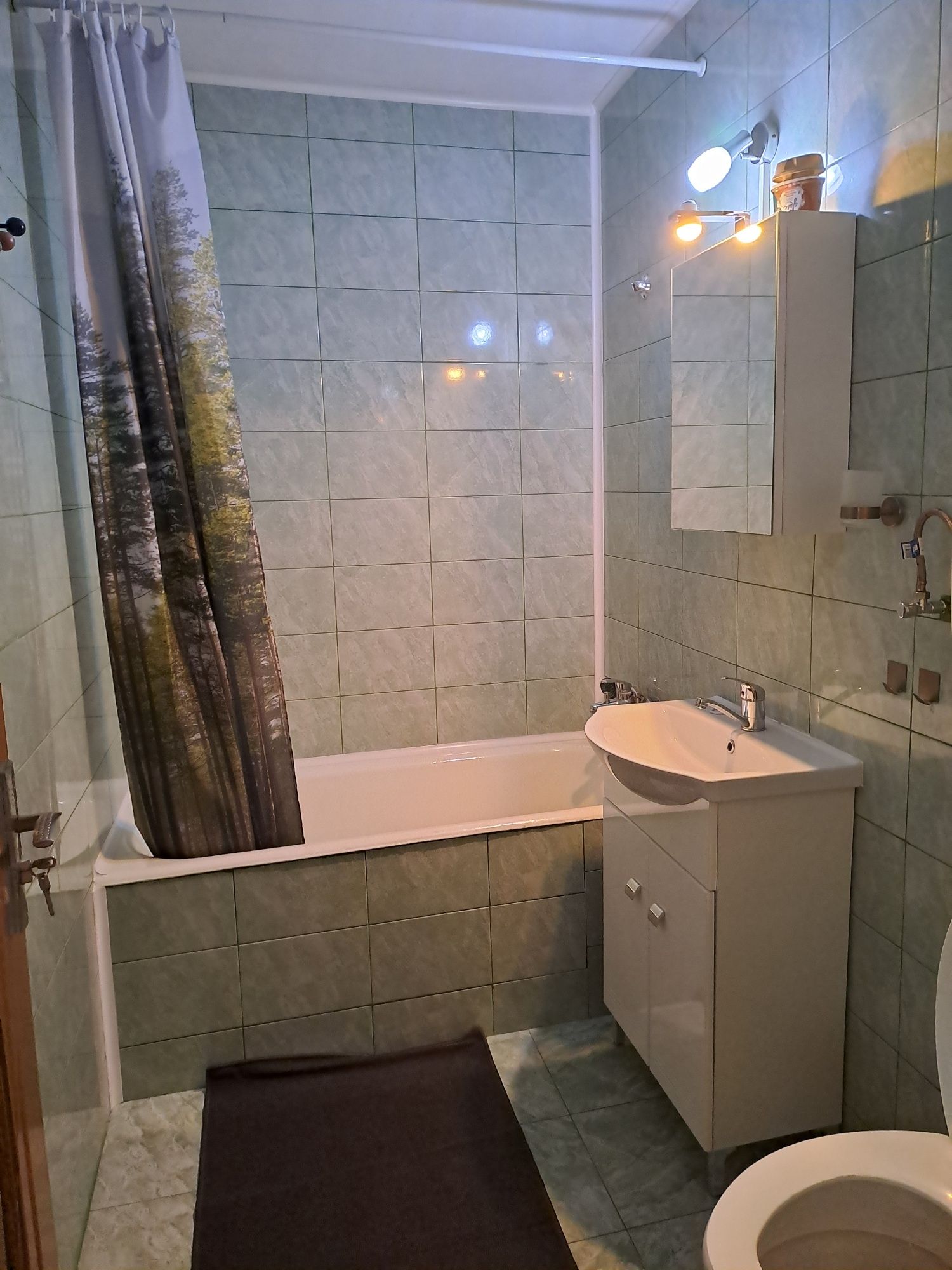 Vand apartament cu 2 camere