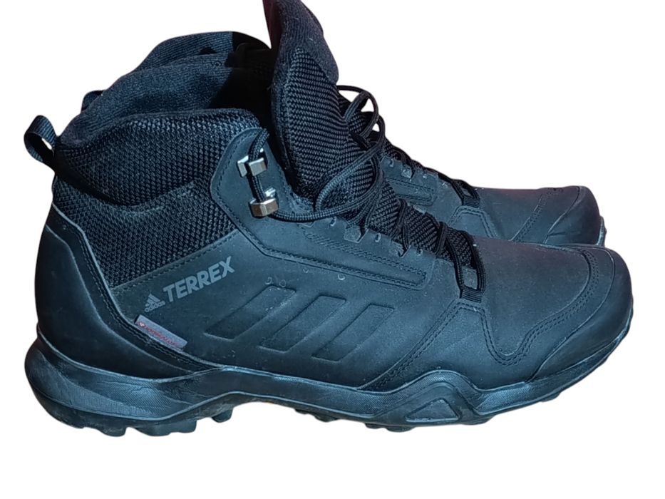 ADIDAS Terrex маратонки