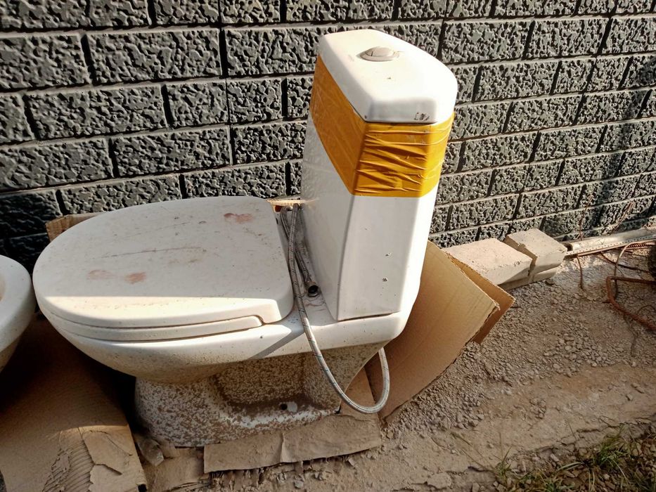 Продам строительный унитаз